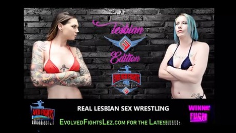 Lesbian wrestling has Ariel X dominating Bella Rossi roughly